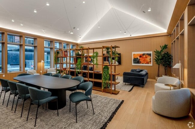 property at 3 New York Ave