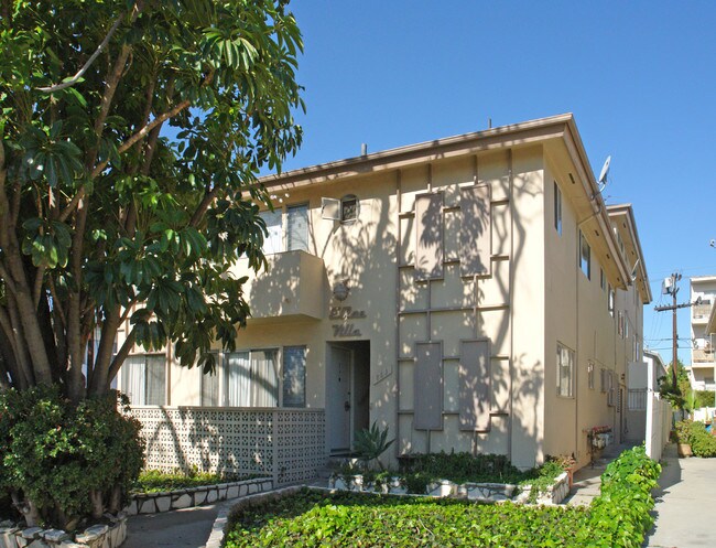863 S Bedford St in Los Angeles, CA - Foto de edificio - Building Photo