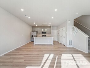 6112 N Lisbon St in Aurora, CO - Foto de edificio - Building Photo