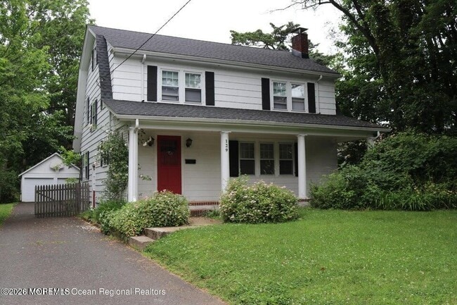 property at 129 Rumson Rd