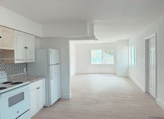 106 NW 28th Terrace in Fort Lauderdale, FL - Building Photo - Building Photo