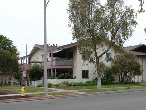 2071 S Sprague Ln in Anaheim, CA - Building Photo - Building Photo