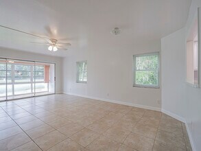 600 Royal Palm Blvd in Vero Beach, FL - Building Photo - Building Photo