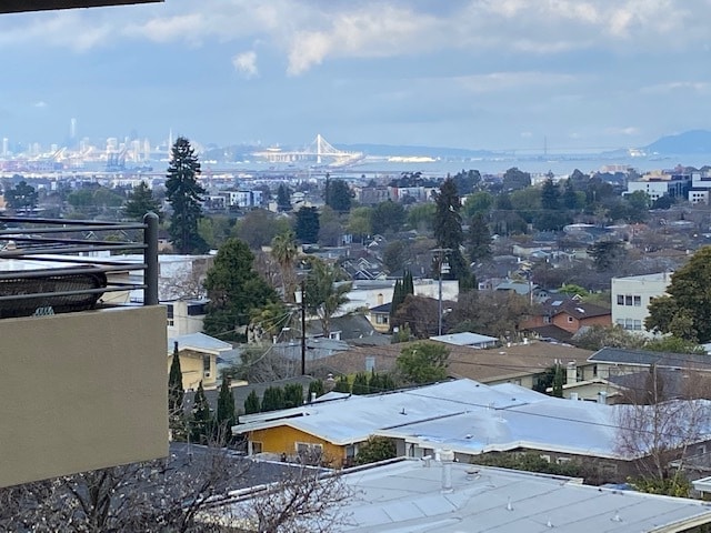 5340 Broadway Ter, Unit 403 in Oakland, CA - Foto de edificio - Building Photo