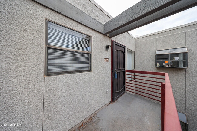 3435 W Danbury Dr in Phoenix, AZ - Building Photo - Building Photo