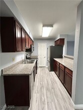 2451 N Rainbow Blvd in Las Vegas, NV - Building Photo - Building Photo