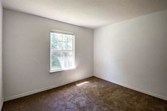 Stonecreek in Mooresville, NC - Foto de edificio - Building Photo