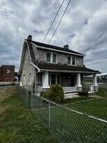 439 Eagle School Rd in Martinsburg, WV - Building Photo