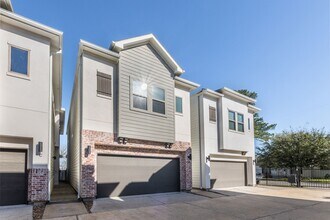 806 Thornton Rd in Houston, TX - Building Photo - Building Photo