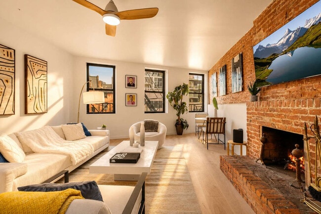 354 Bowery-SI ID1034997P, Unit SI ID1034997P