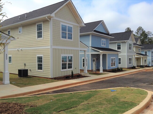 90 Woodsong Ave, Unit 3br and 4br Floorplans in Athens, GA - Foto de edificio - Building Photo