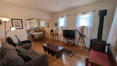 510 Willow St in Pacific Grove, CA - Building Photo - Building Photo