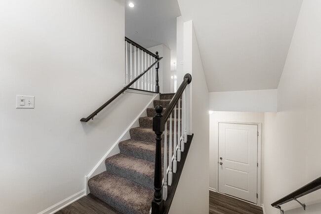 1987 Kingsley Cir in Northbrook, IL - Building Photo - Building Photo