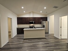 31 Apollo Ct in Tinley Park, IL - Building Photo - Building Photo