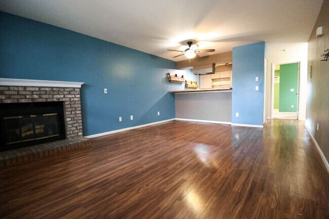 1601 W Swallow Rd-Unit -1601 W Swallow RD Apt 2F in Fort Collins, CO - Building Photo - Building Photo