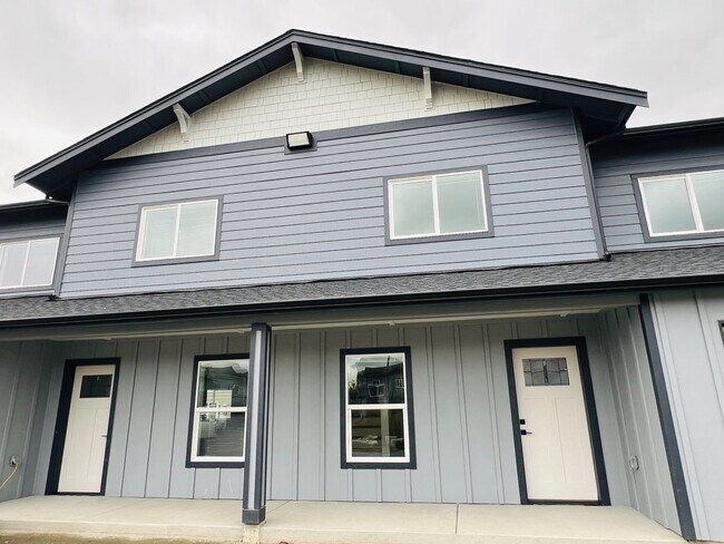 861 Cook Rd in Sedro Woolley, WA - Building Photo - Building Photo