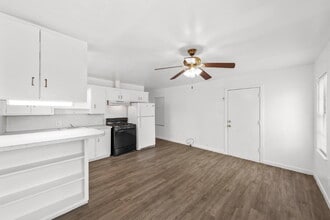 2721 Morrow Ave in Waco, TX - Building Photo - Building Photo