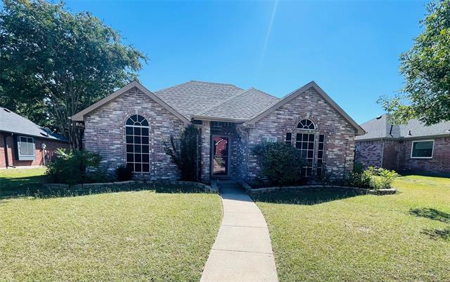 2902 Goldenwave Dr