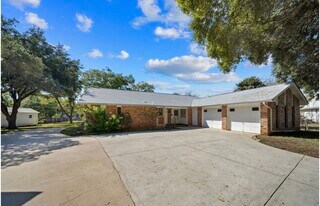 1021 Evening Dun St in San Antonio, TX - Building Photo