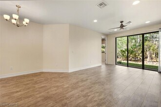 7923 Bristol Cir in Naples, FL - Building Photo - Building Photo