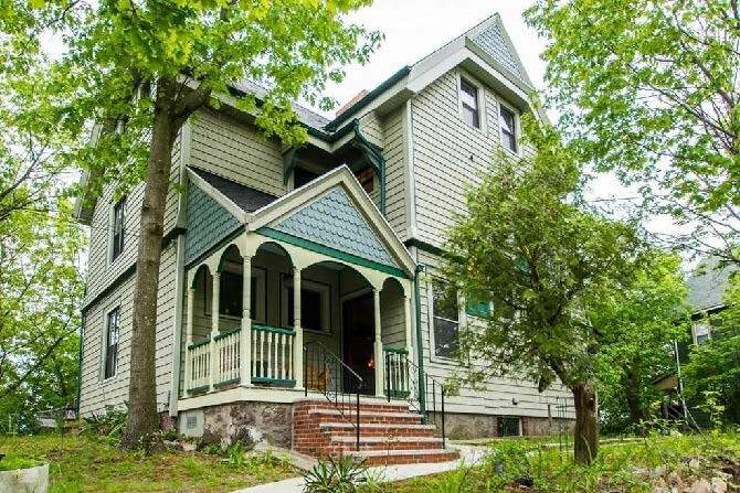 65 Beech Glen St, Unit 1 in Boston, MA - Building Photo