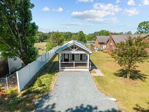 171 S Church St in Coats, NC - Building Photo - Building Photo