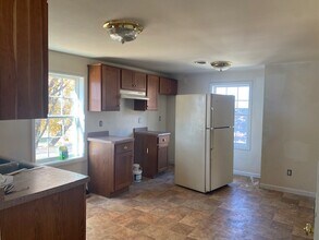 314 Brodhead St, Unit 314 Brodhead St Unit B in Mazomanie, WI - Building Photo - Building Photo