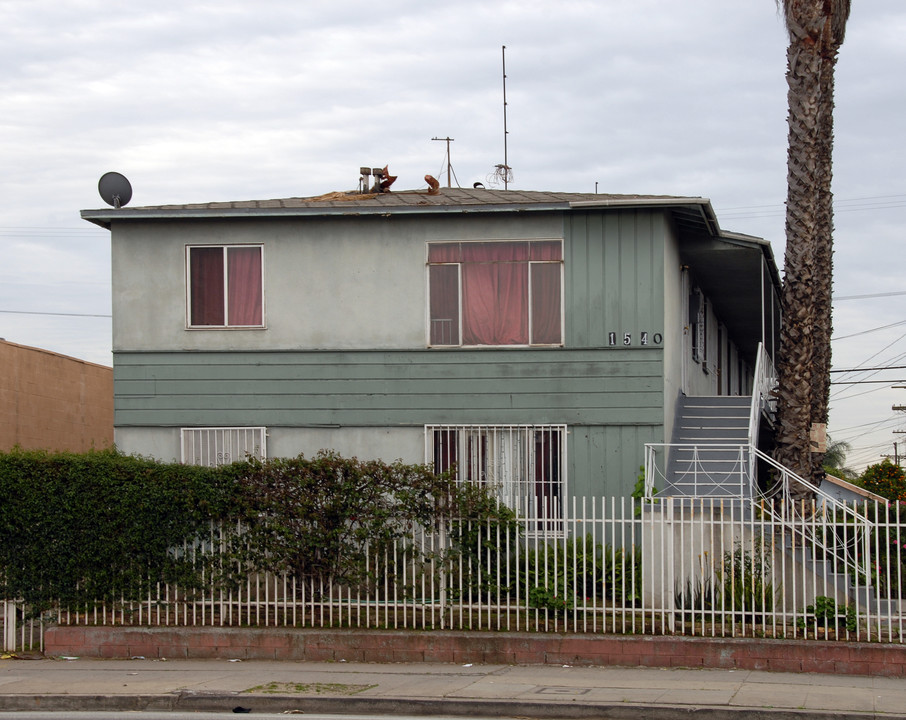 1540 W Florence Ave in Los Angeles, CA - Building Photo