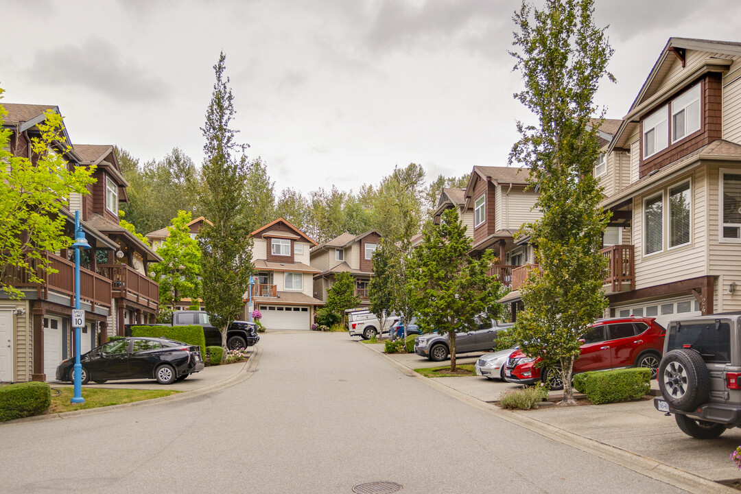 2387 Argue St in Port Coquitlam, BC - Building Photo