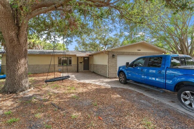 1498 Ohio Ave NE in St. Petersburg, FL - Building Photo - Building Photo