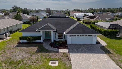 5816 Garfield Rd in Venice, FL - Building Photo - Building Photo