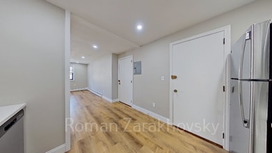 39 Shepard St in Boston, MA - Building Photo - Building Photo