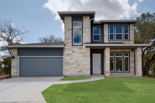 126 Reveille Dr in Kyle, TX - Building Photo