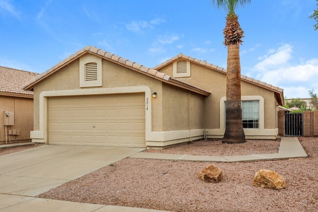 property at 2214 E Aire Libre Ave