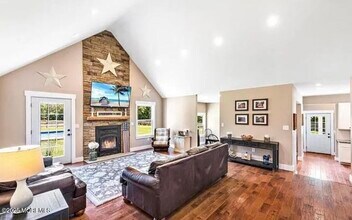 579 Burke Rd in Jackson Township, NJ - Building Photo - Building Photo