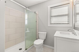 341 Main St-Unit -C in Islip, NY - Building Photo - Building Photo