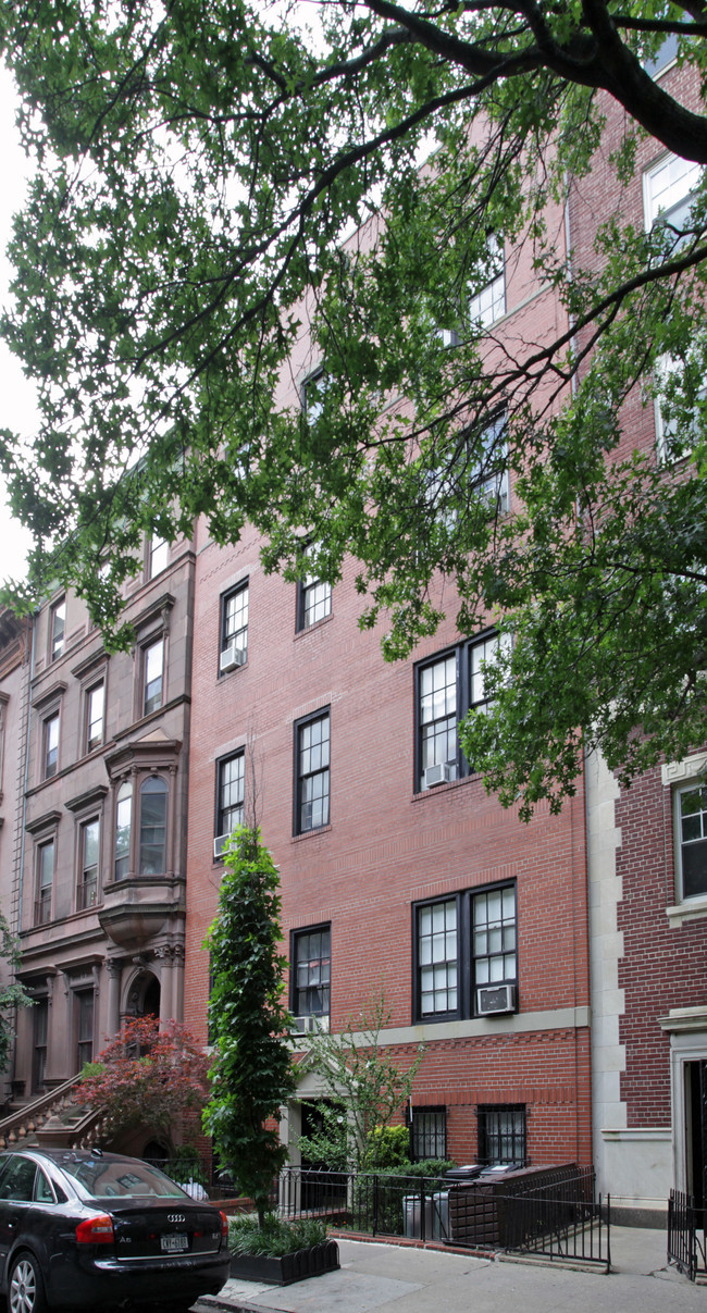 6 Montague Ter in Brooklyn, NY - Foto de edificio - Building Photo