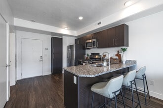 Downtown 360 in Salt Lake City, UT - Building Photo - Building Photo