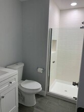 44 Ashley St, Unit 2 in Boston, MA - Foto de edificio - Building Photo