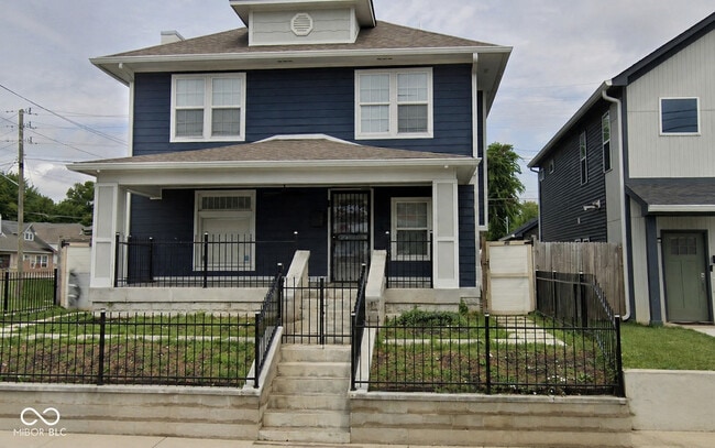property at 2018 W Michigan St
