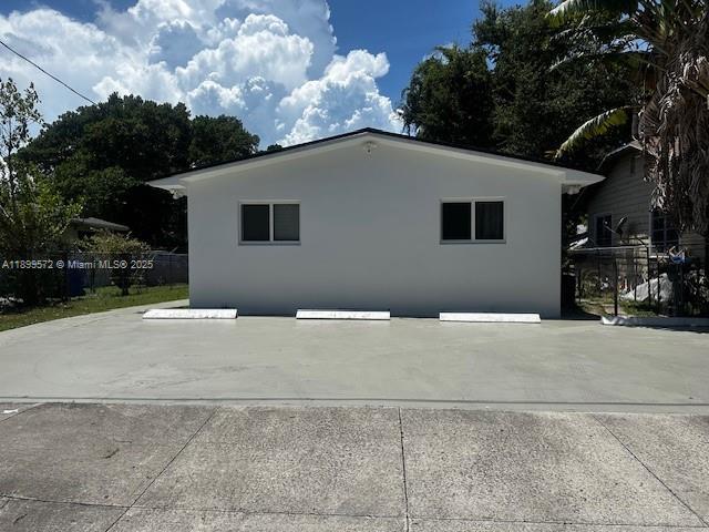 5700 NW 5th Ave in Miami, FL - Building Photo - Building Photo