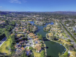 23150 Park Sorrento in Calabasas, CA - Building Photo - Building Photo