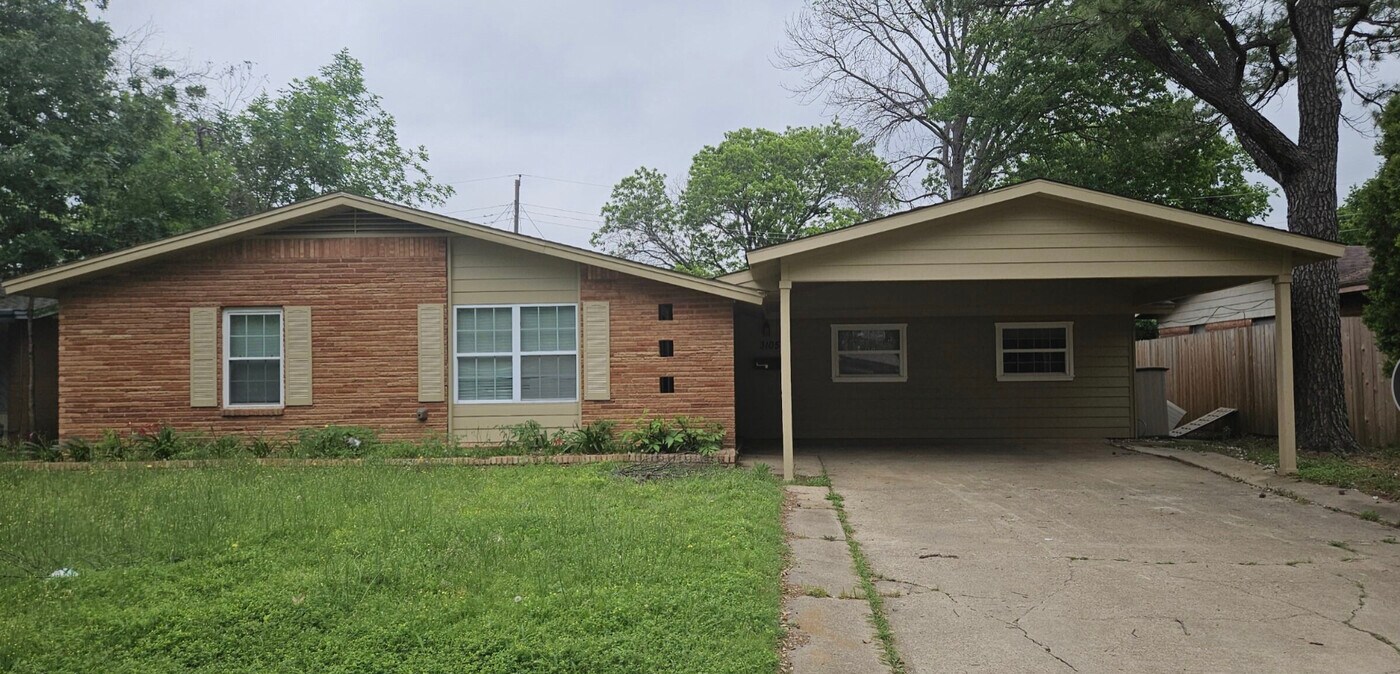 3105 Dartmouth Dr in Irving, TX - Building Photo