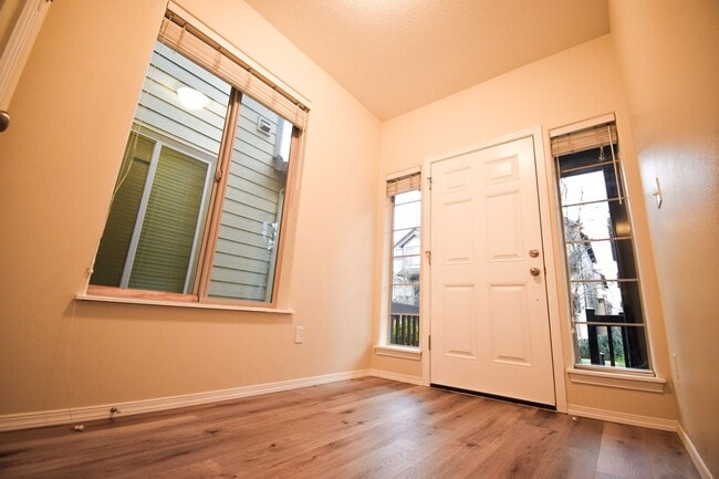 17461 SW Rose Petal Ln in Beaverton, OR - Building Photo - Building Photo