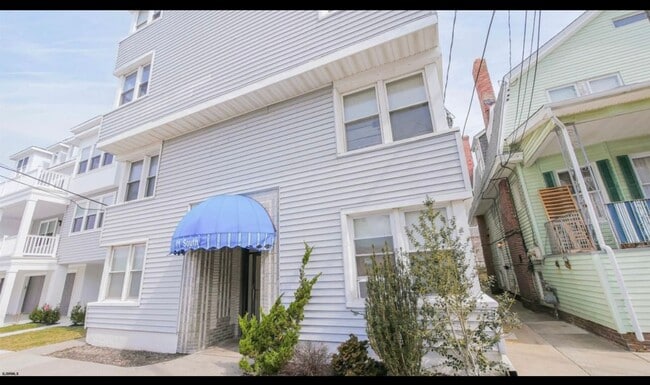 11 S Nashville Ave
