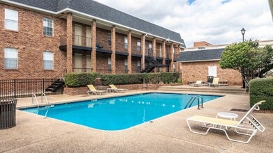 114 N 32nd Ave in Hattiesburg, MS - Building Photo - Building Photo