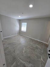 4036 Luzon Ave in Lake Worth Beach, FL - Foto de edificio - Building Photo