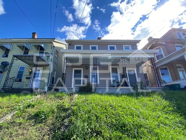 property at 556 S 2nd St