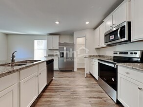 1209 Dogwood Neck Dr in Navassa, NC - Building Photo - Building Photo