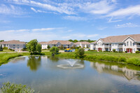 Wyndridge Nominee Apartments in New Berlin, WI - Foto de edificio - Building Photo